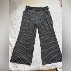 Star Style Elegant Black and White Striped Wide Leg Pants